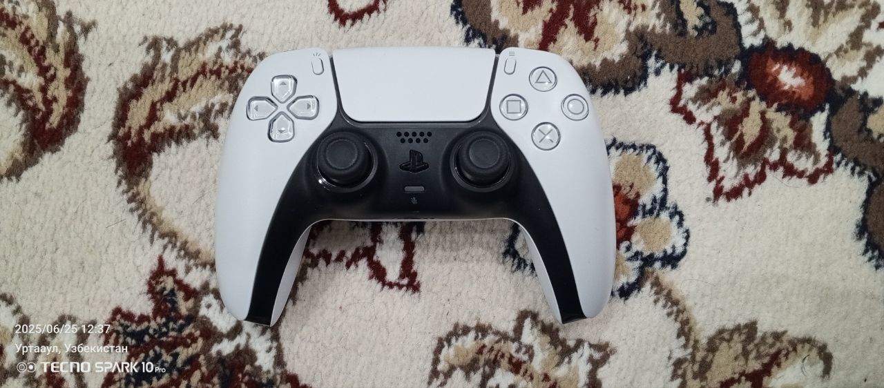Playstation 5 1 оригинал джойстик состояние отличное
