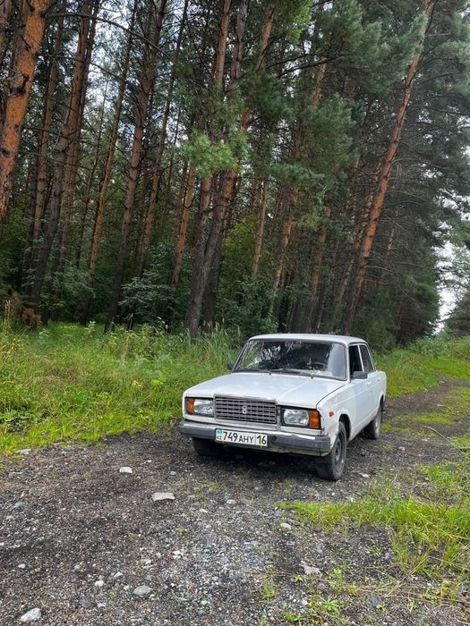 Продам ваз 2107.