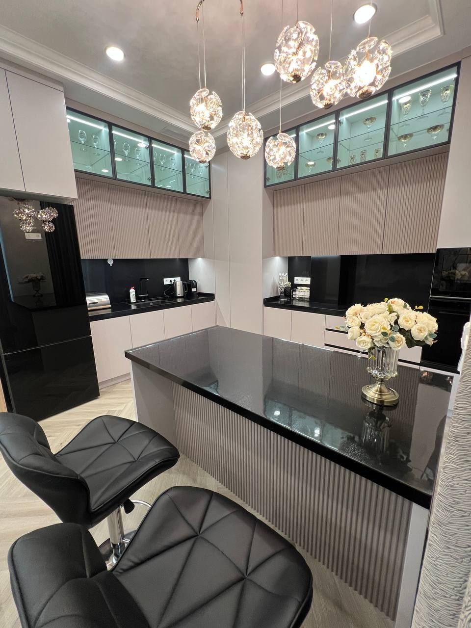 Сдаётся 3х ком квартира, ЖК Мирабад Авеню, ор-р: Госпитальный, 90 м²