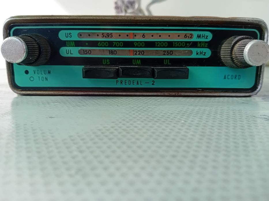 Vând radio Predeal  2