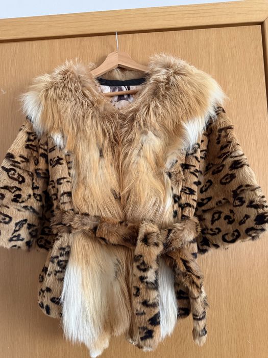 Blana naturala de iepure cu guler de vulpe polara