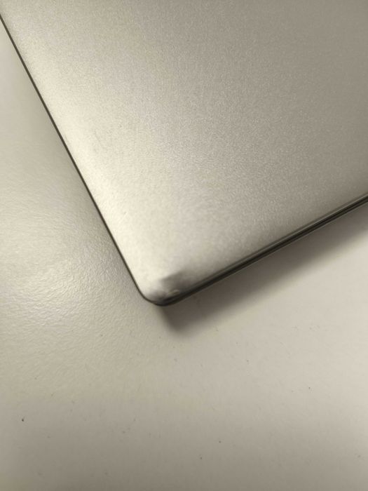 laptop XPS 13 9360 i7 8550U 8GB RAM 256 gb SSD