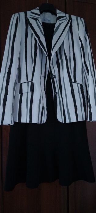 Costum damă marimea xl