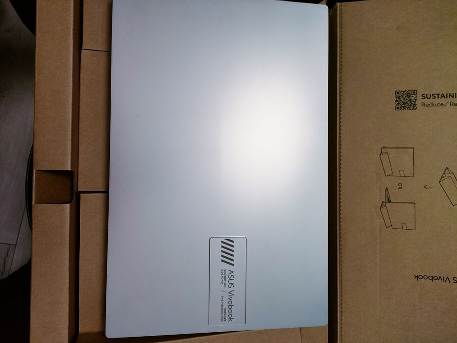 Laptop Asus VivoBook