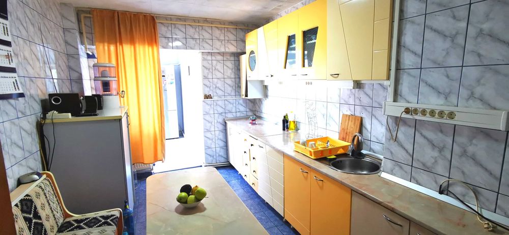 APARTAMENT ULTRACENTRAL 4 camere în Alexandria