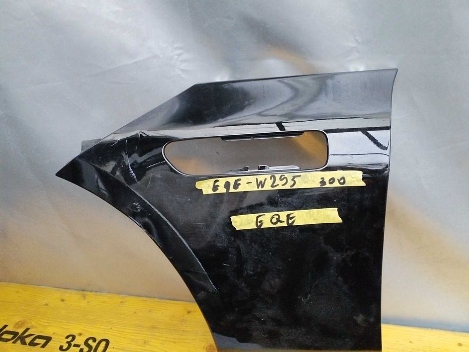 Калник Mercedes EQE W295