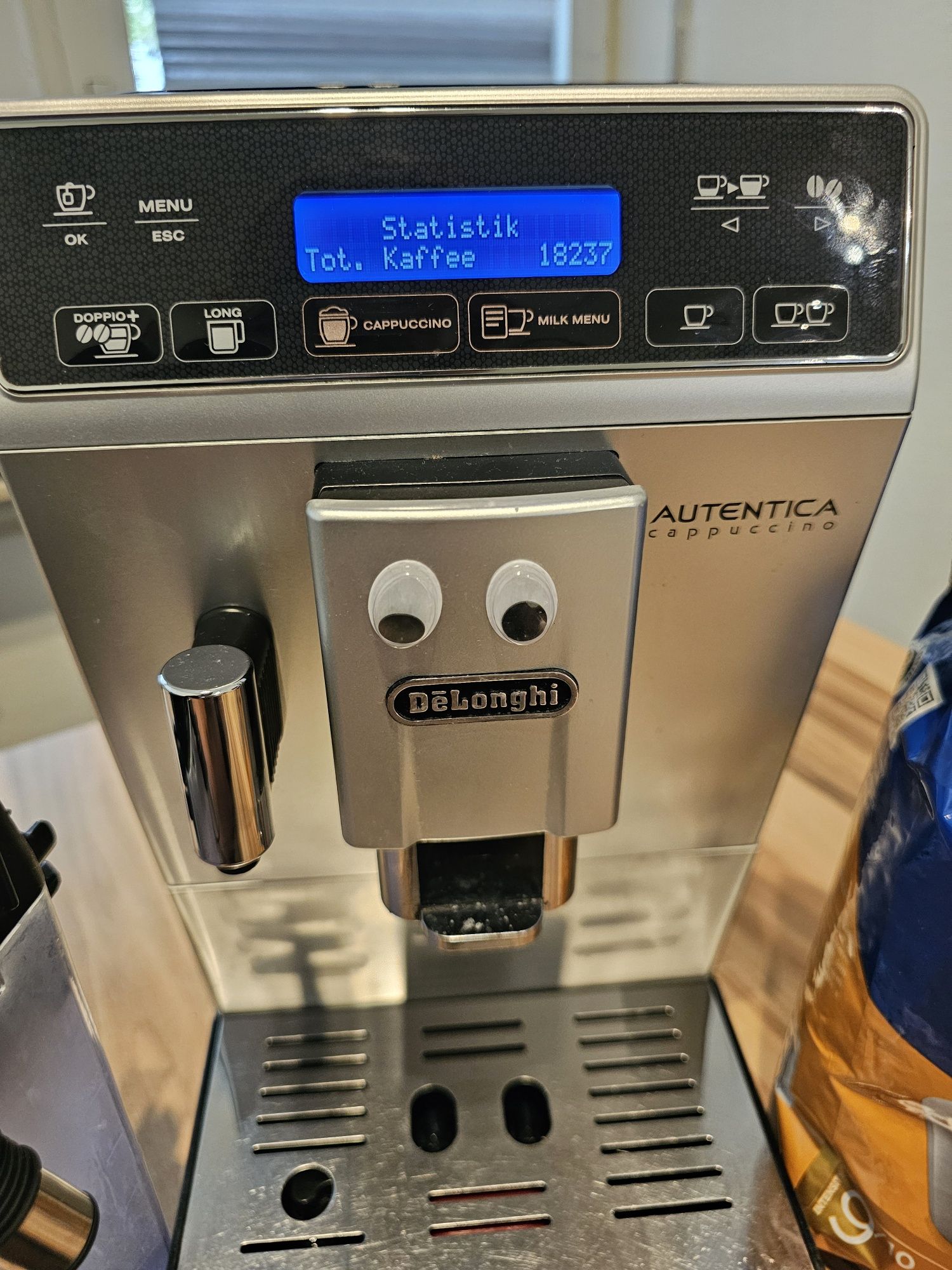 Delonghi autentica cappuccino кафеавтомат