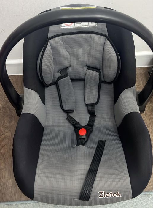 Продам Автокресло