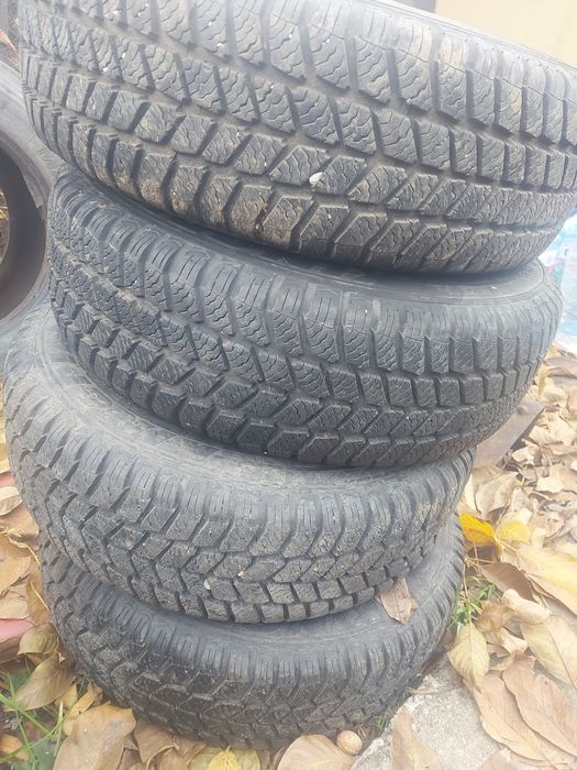 Зимни гуми 195/65/15