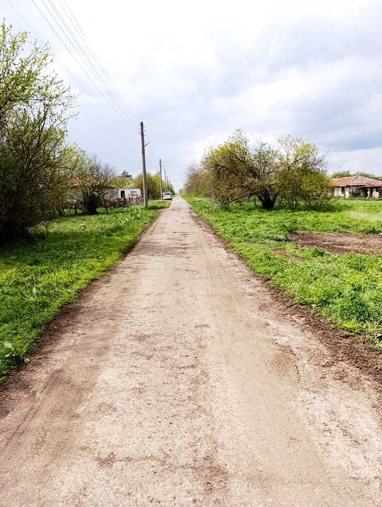 Парцел с площ 1235 кв.м. в с. Храброво, на 15 км от Балчик
