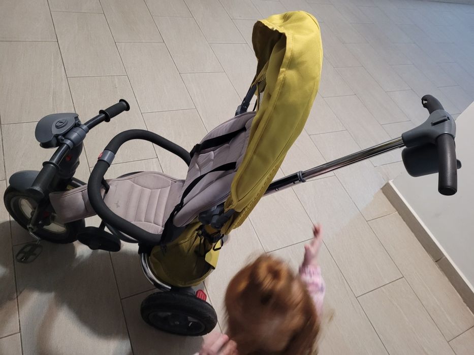 Vând tricicleta Coccolle