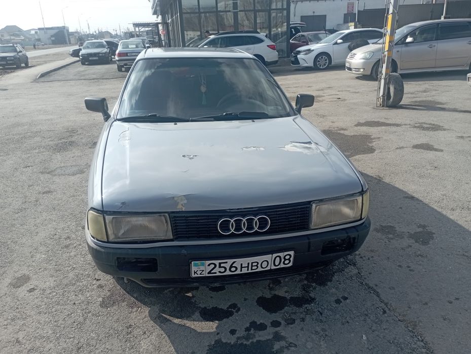 Продам Ауди 80 бочка в среднем состоянии