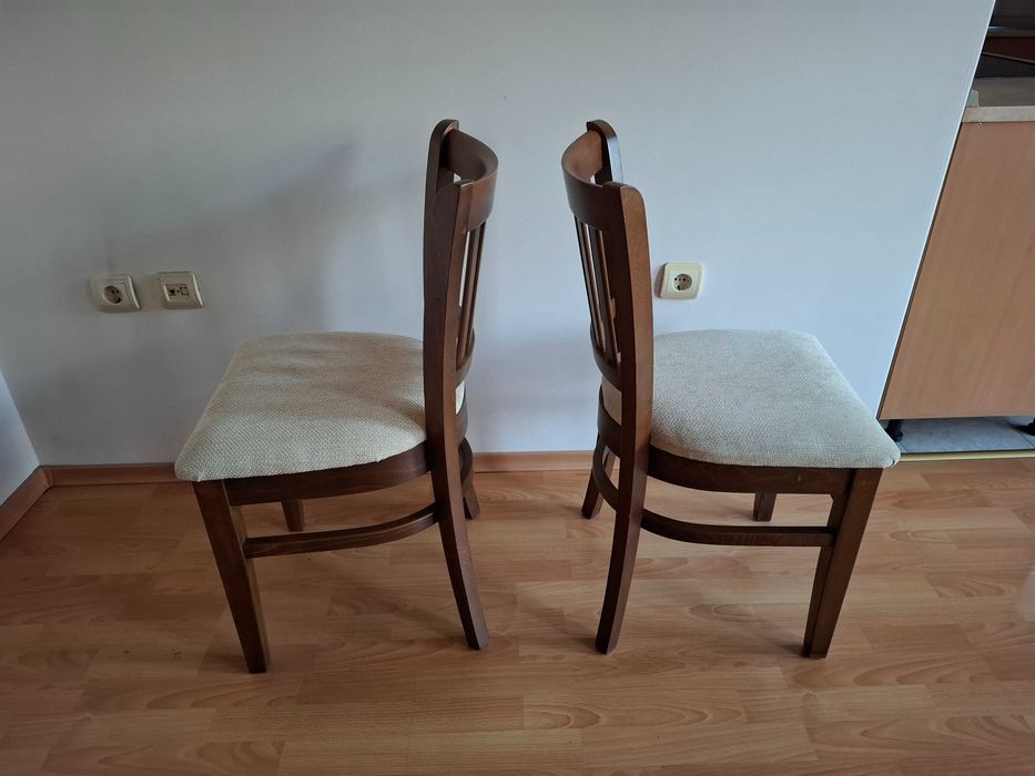 Дървена маса и 6 стола