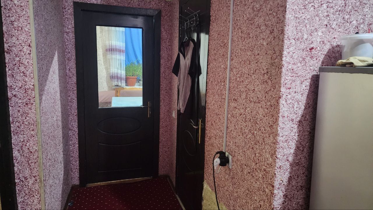 3 хонали квартира сотилади!