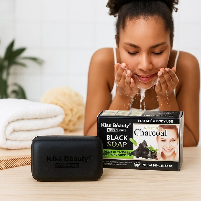 Сапун за лице и тяло с активен въглен и зелен чай – Kiss Beauty Black