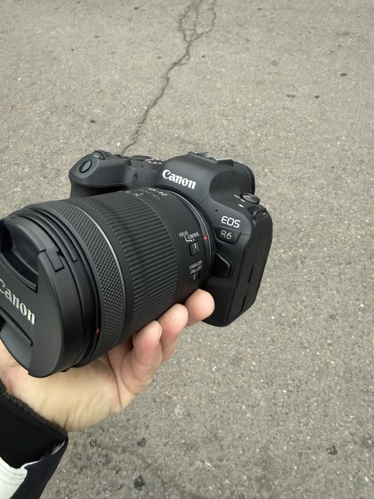 Canon R6   24-105mm STM