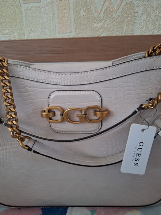 GUESS дамска чанта нова