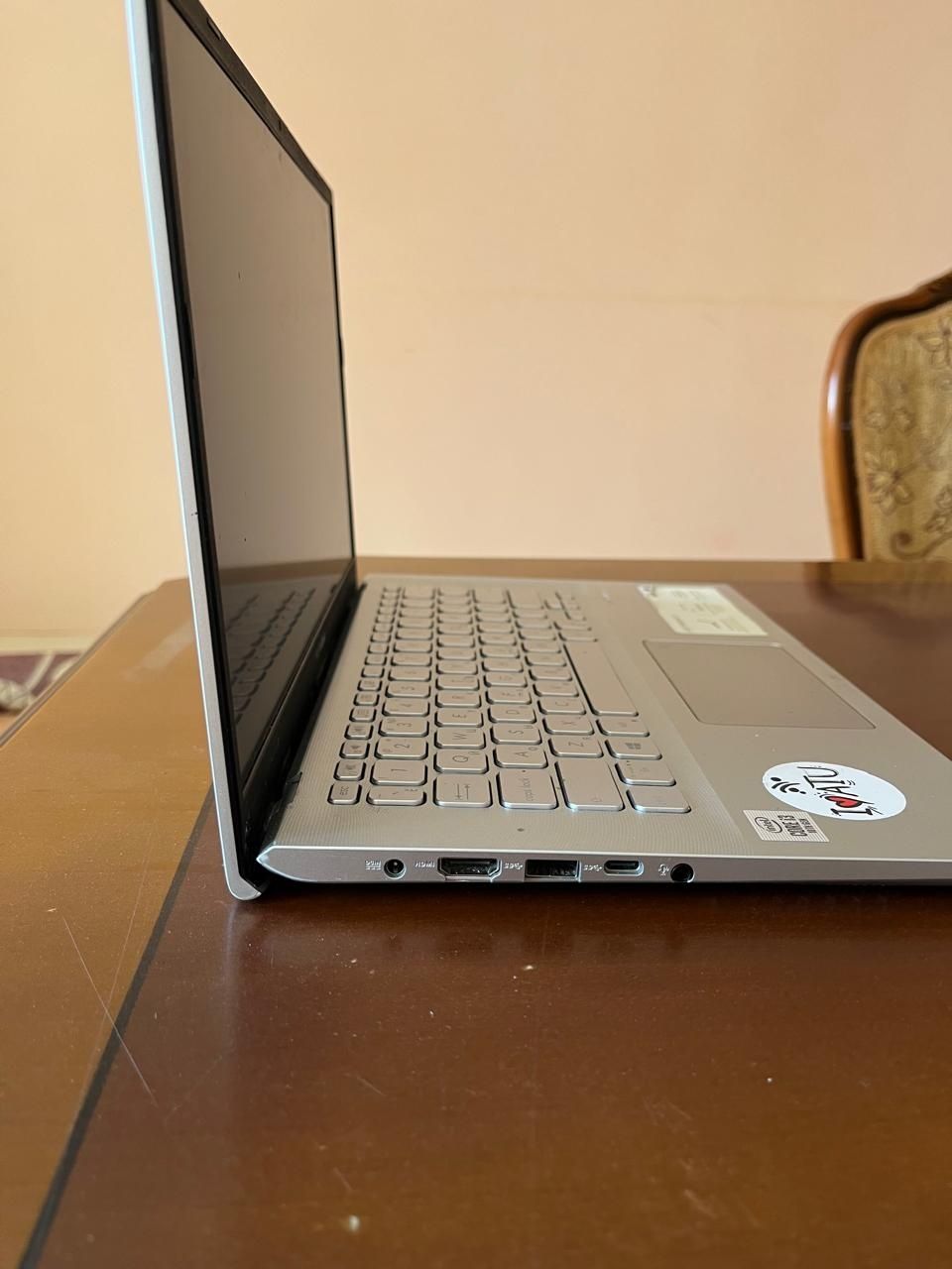 Asus vivobook 14