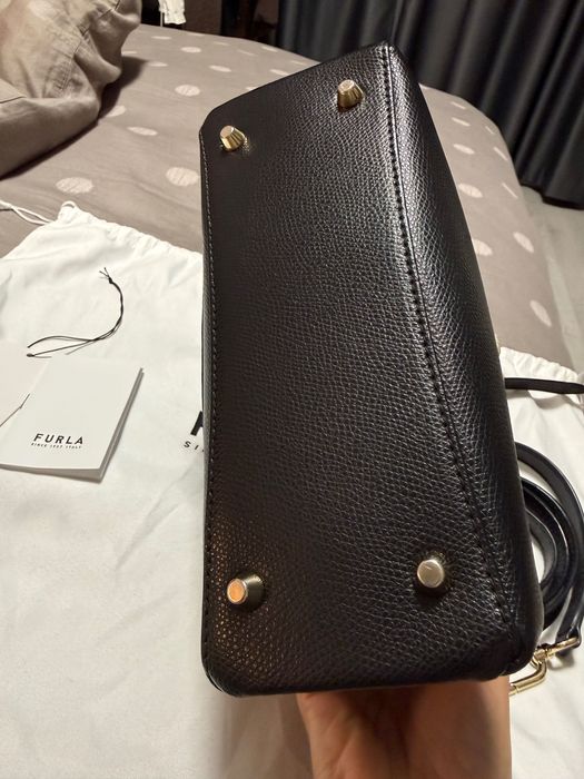 Нова чанта Furla