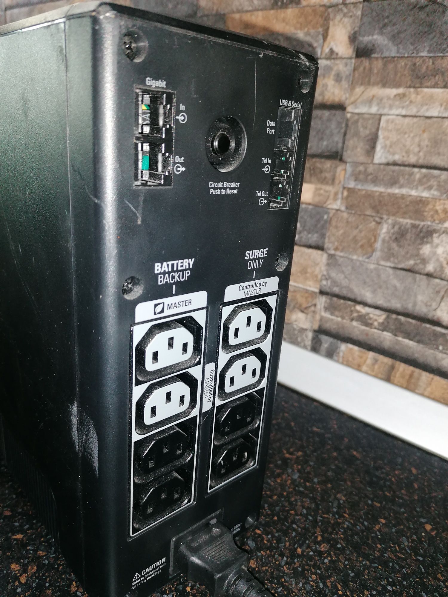 Ups APC pro 900 invertor, back ups