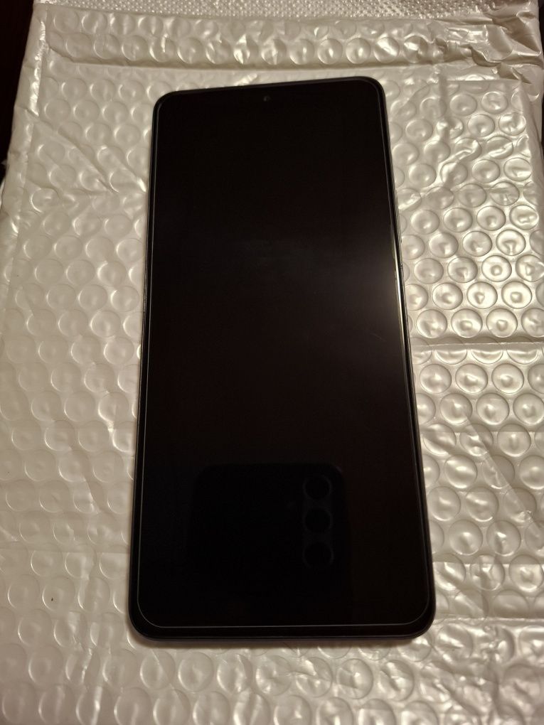 Huawei nova 11i.