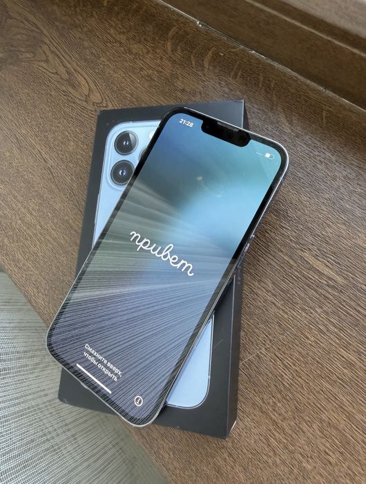 Айфон 13 в хорошем состояни