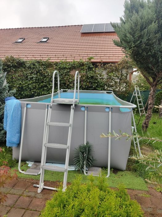 Vand piscina exterioara 5m lungime ,2,5 Lățime,1,27 Înălțime 2000 lei