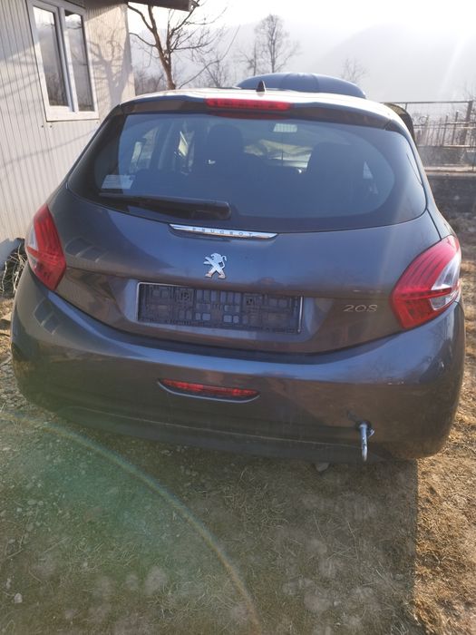 vind uși ,bara, haion, elemente caroserie Peugeot 208