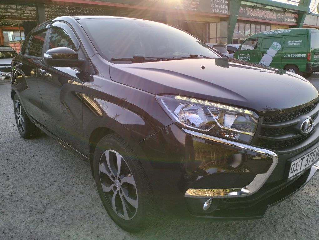 Продам lada x-ray