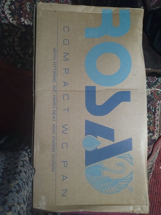 Ariston, unitaz, rakvina sotiladi.