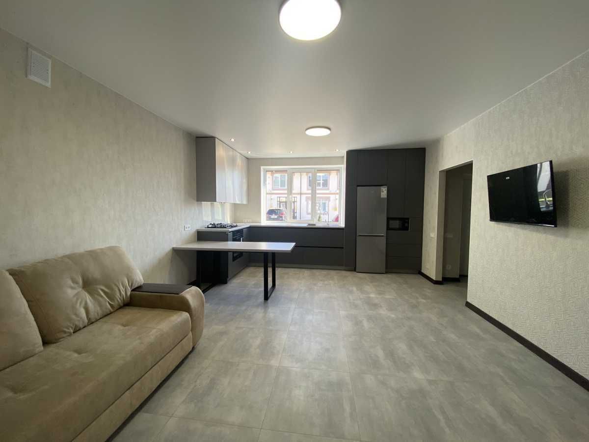 Дава се под наем Двустаен апартамент в София, Център - 65 кв.м за 408 € - Снимка #2