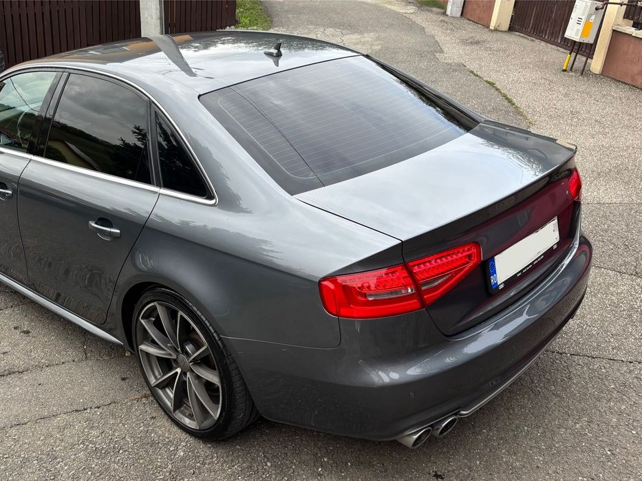Audi A4 2.0TDI stare ft buna 2013 138.000 km