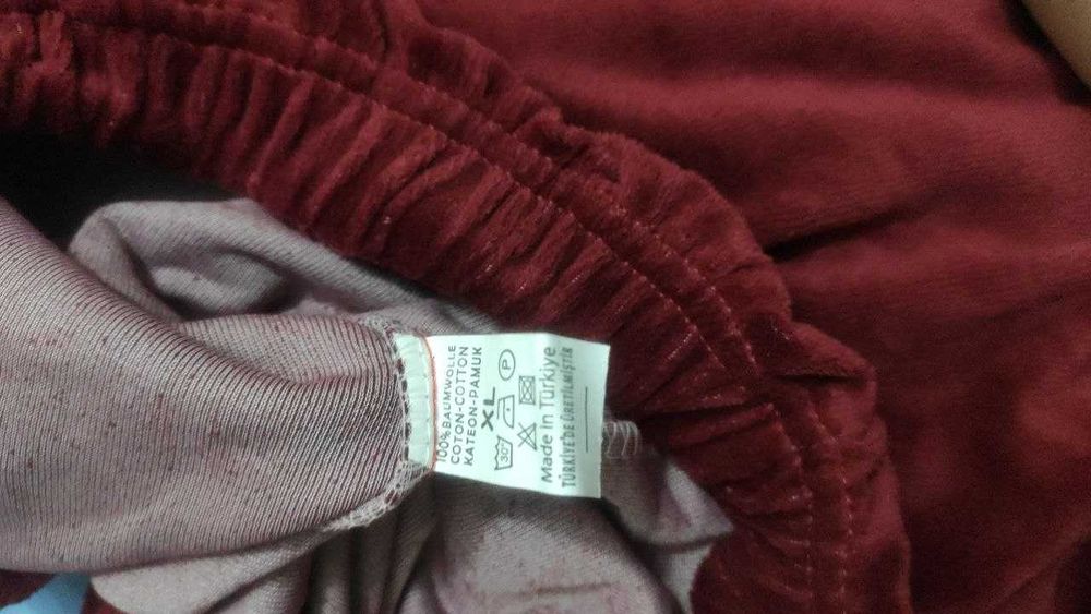 Штаны велюровые .Производство  Турция .Три цвета .Размер XL .Хлопок со