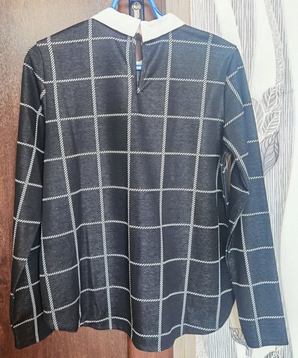 Елегантна дамска блуза с дълъг ръкав и яка