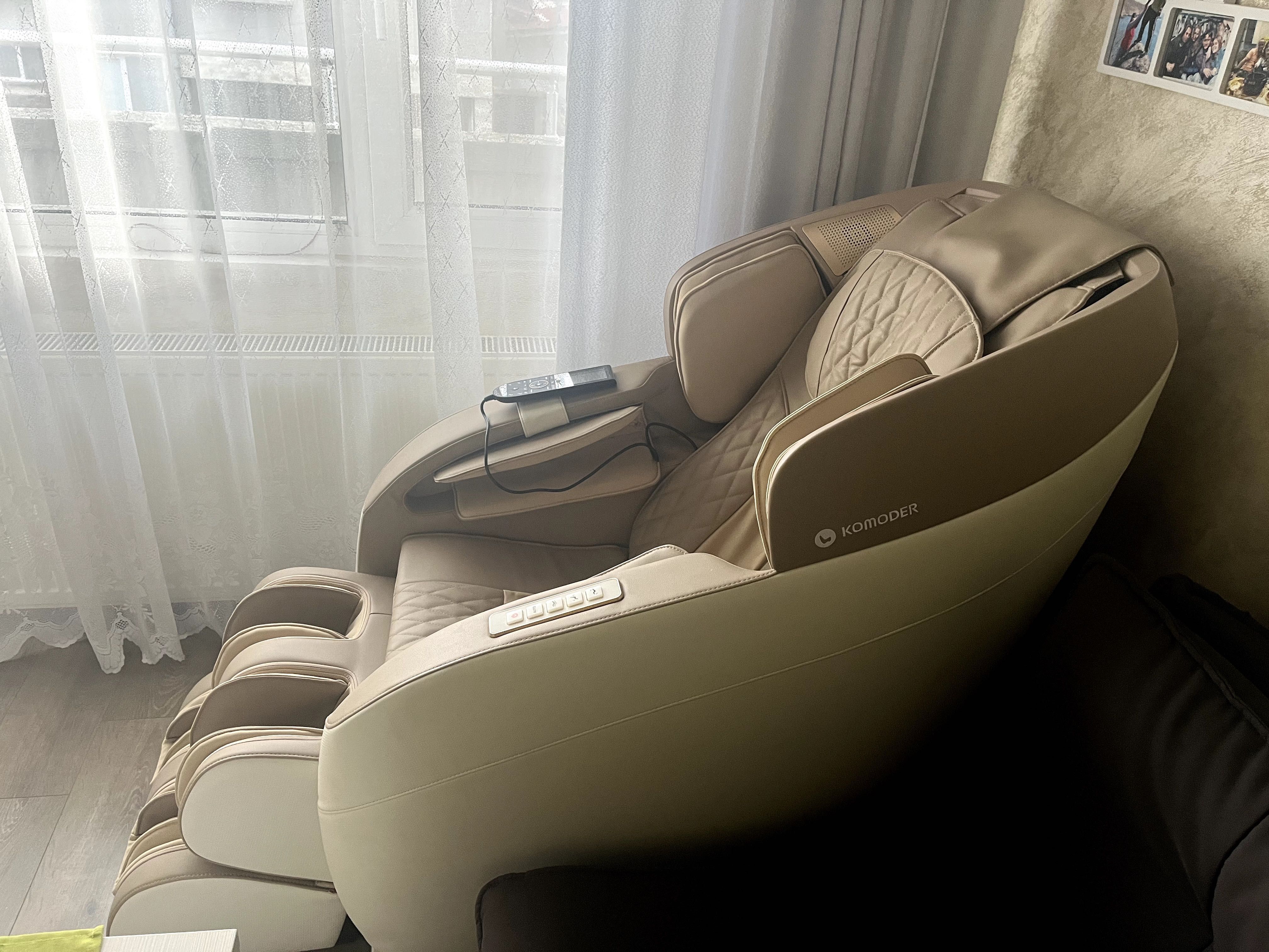 Масажен стол KOMODER NOVA II Massage Chair