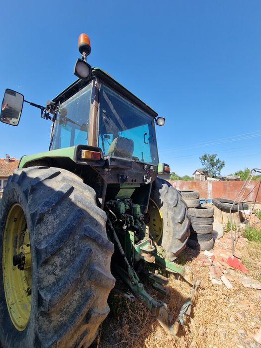Vând tractor John Deere