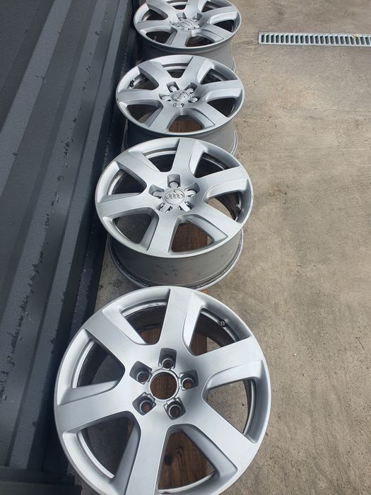 Vând jante audi 5x112/17