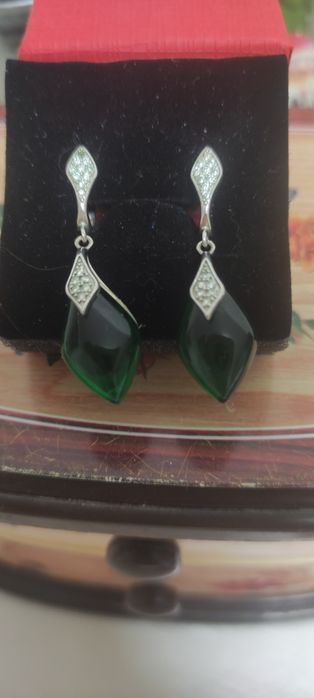 Продам серебряные серьги тюльпан