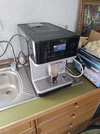 Aparat de cafea Espressor Miele cm6100