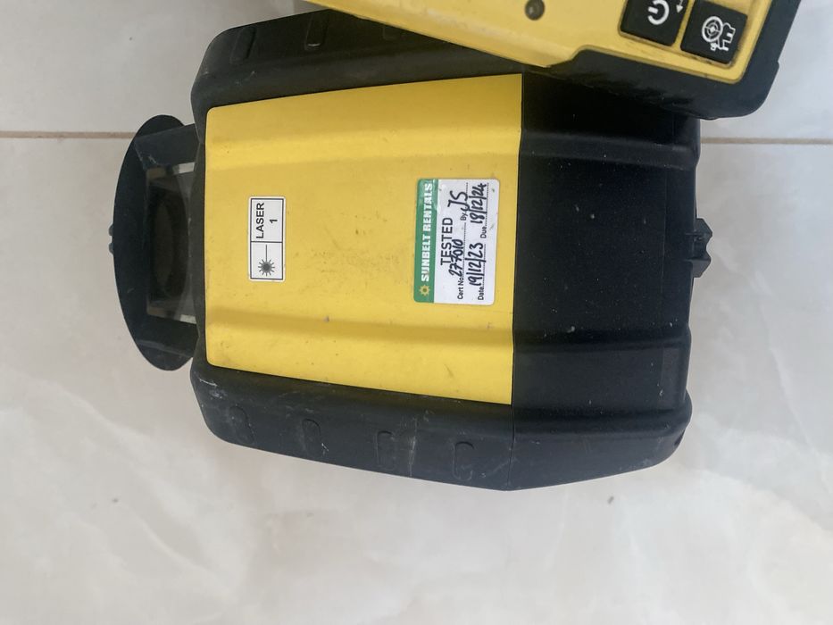 Leica rugby 620.