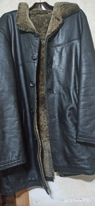 Продается куртка мужская