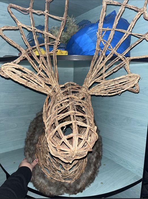 Trofeu artizanal, cerb.