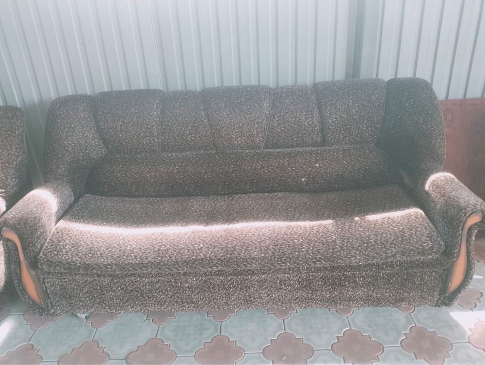 Продам диван с креслами и матрас