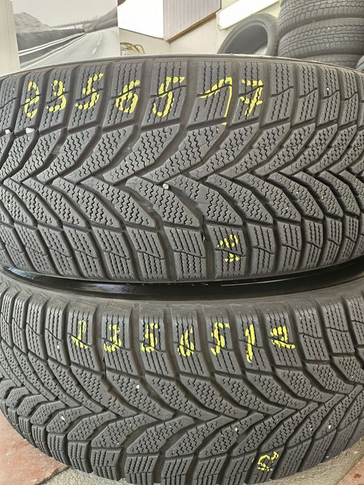 Гуми 235/65/17 2броя