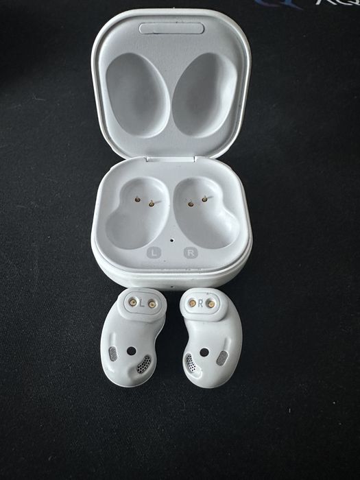 casti samsung Galaxy buds live