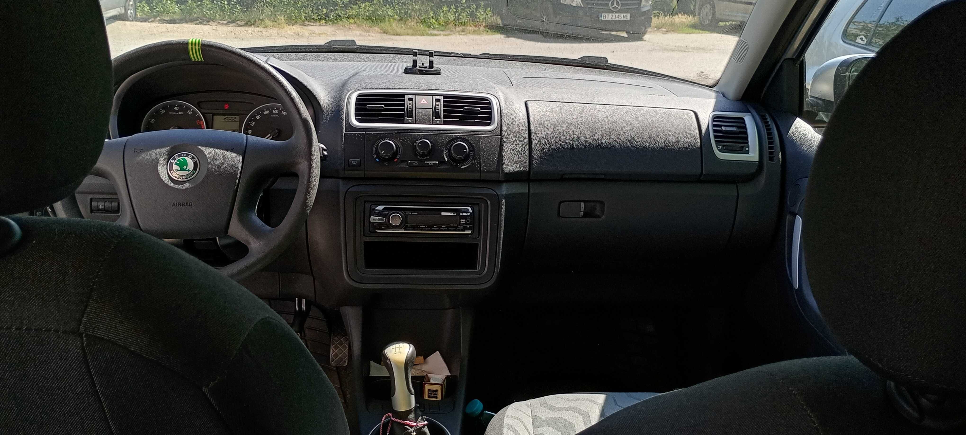 Продавам Skoda Fabia 1.2