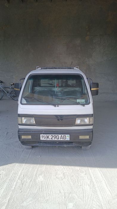 Labo mashinasi sotiladi