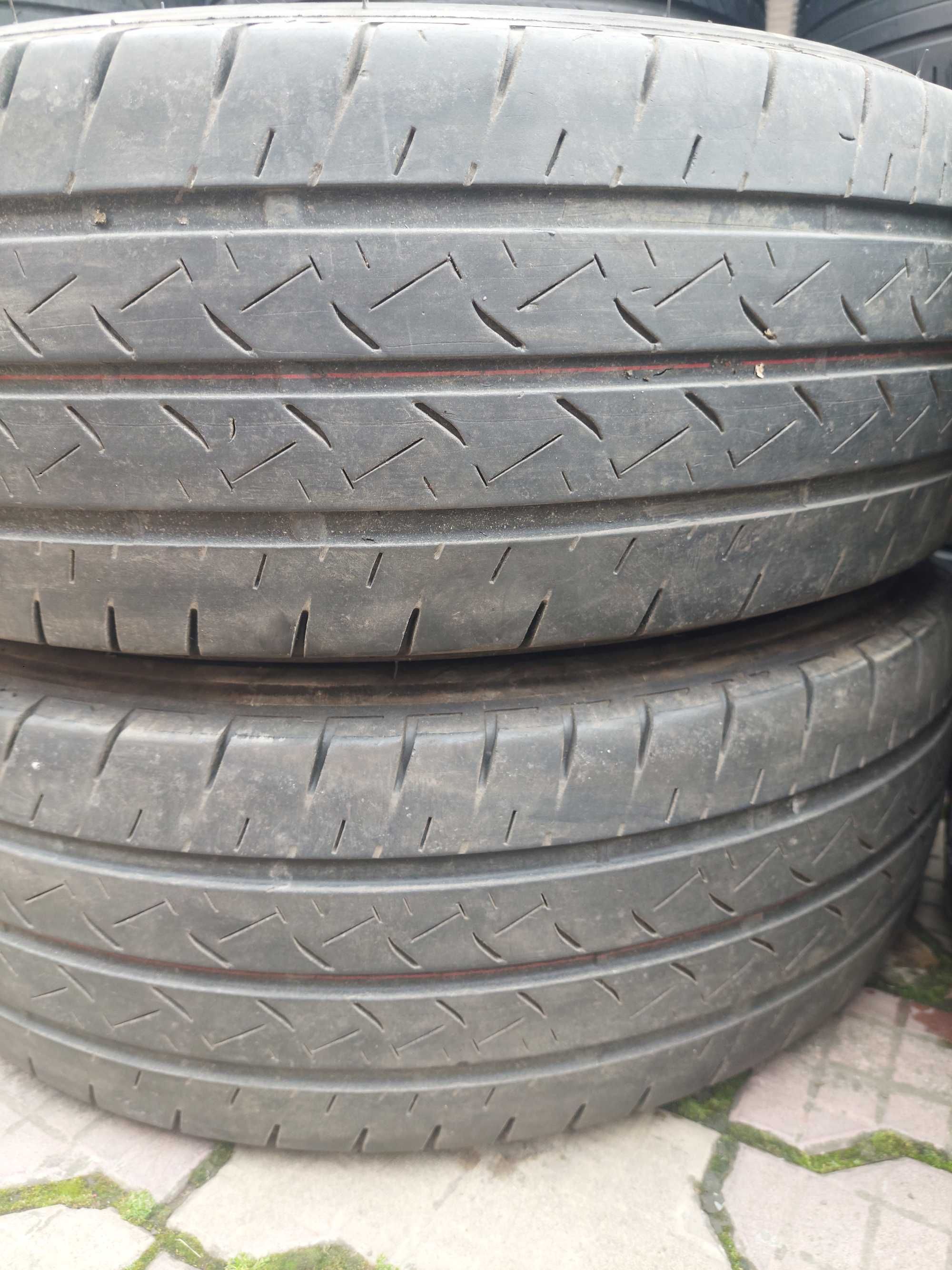 225 65 16C,cate 2buc vara MICHELIN,BRIDGESTONE,Continental