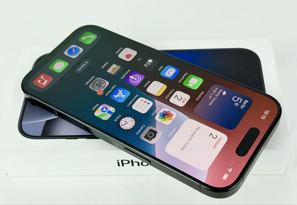 Apple iPhone 16 Pro 128GB Black Отличен! Гаранция!