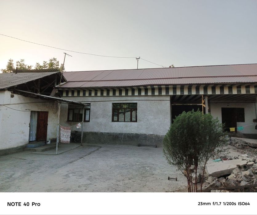 Уй сотилади 6 сотих 6 хонали хамма шароити бор